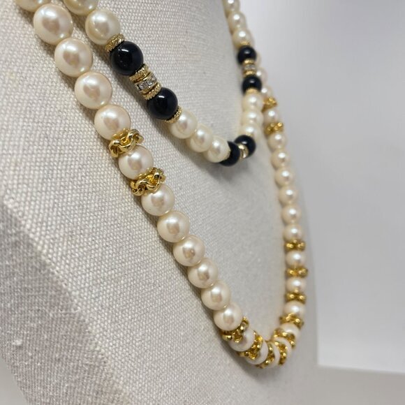 Vintage Beaded Necklaces Set of 2 Imitation Pearl Layering Classic Old Money - Picture 2 of 11